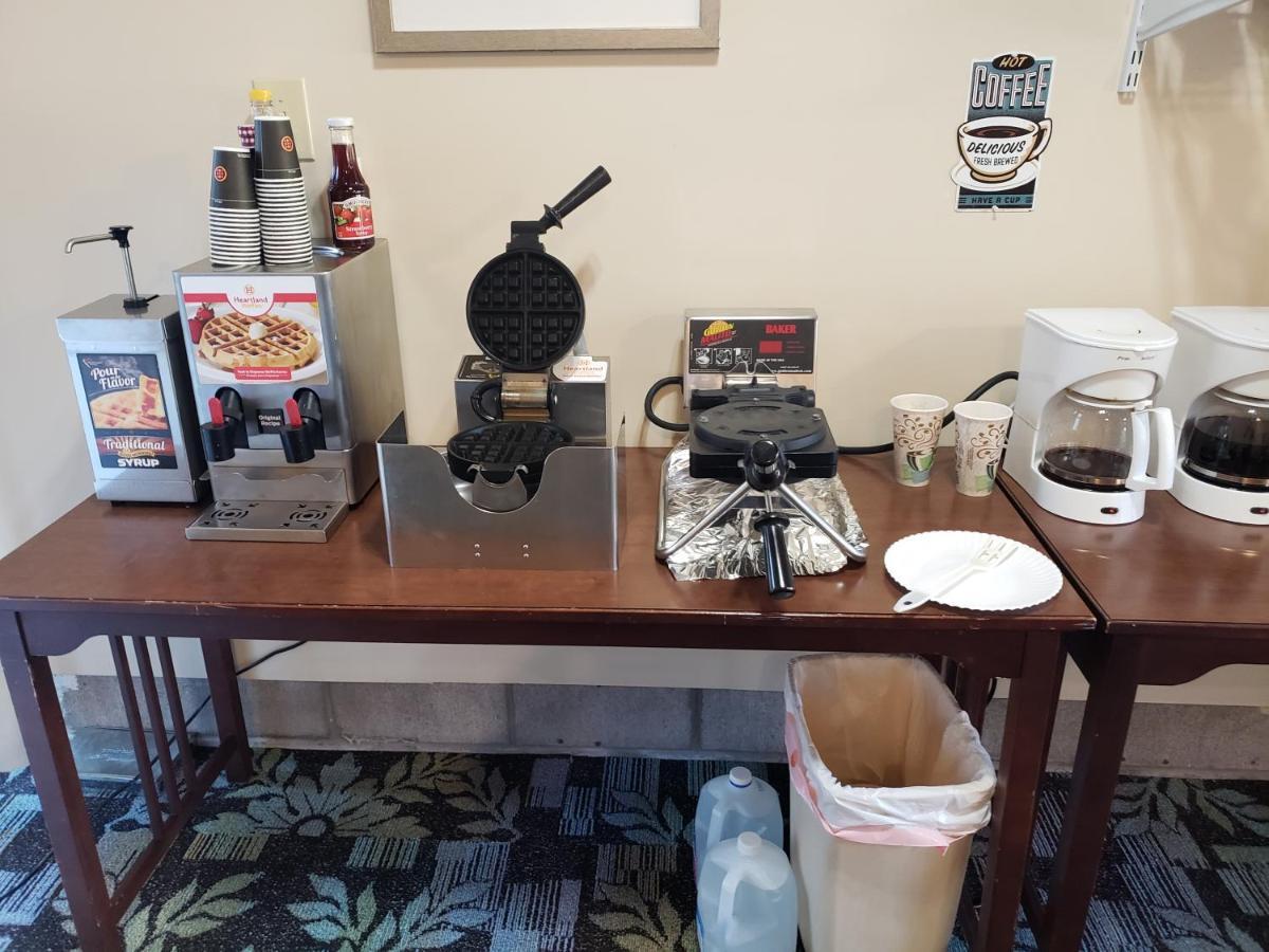 Autumn'S Inn Roundup Ngoại thất bức ảnh